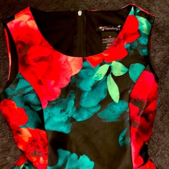 𝅺XTRAORDINARY Girl’s Floral Print Dress Size 10 - Picture 5 of 10